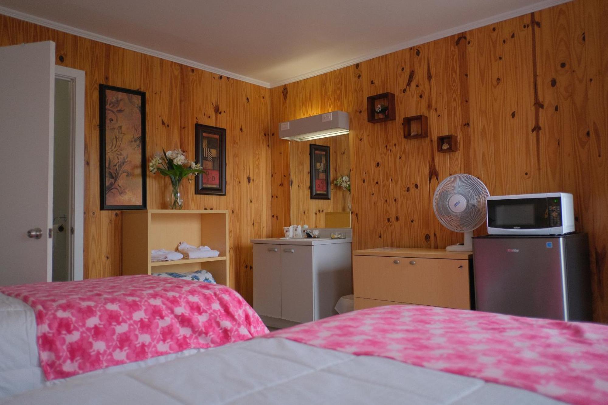 Auberge du sportif Saint-Tite-des-Caps Extérieur photo